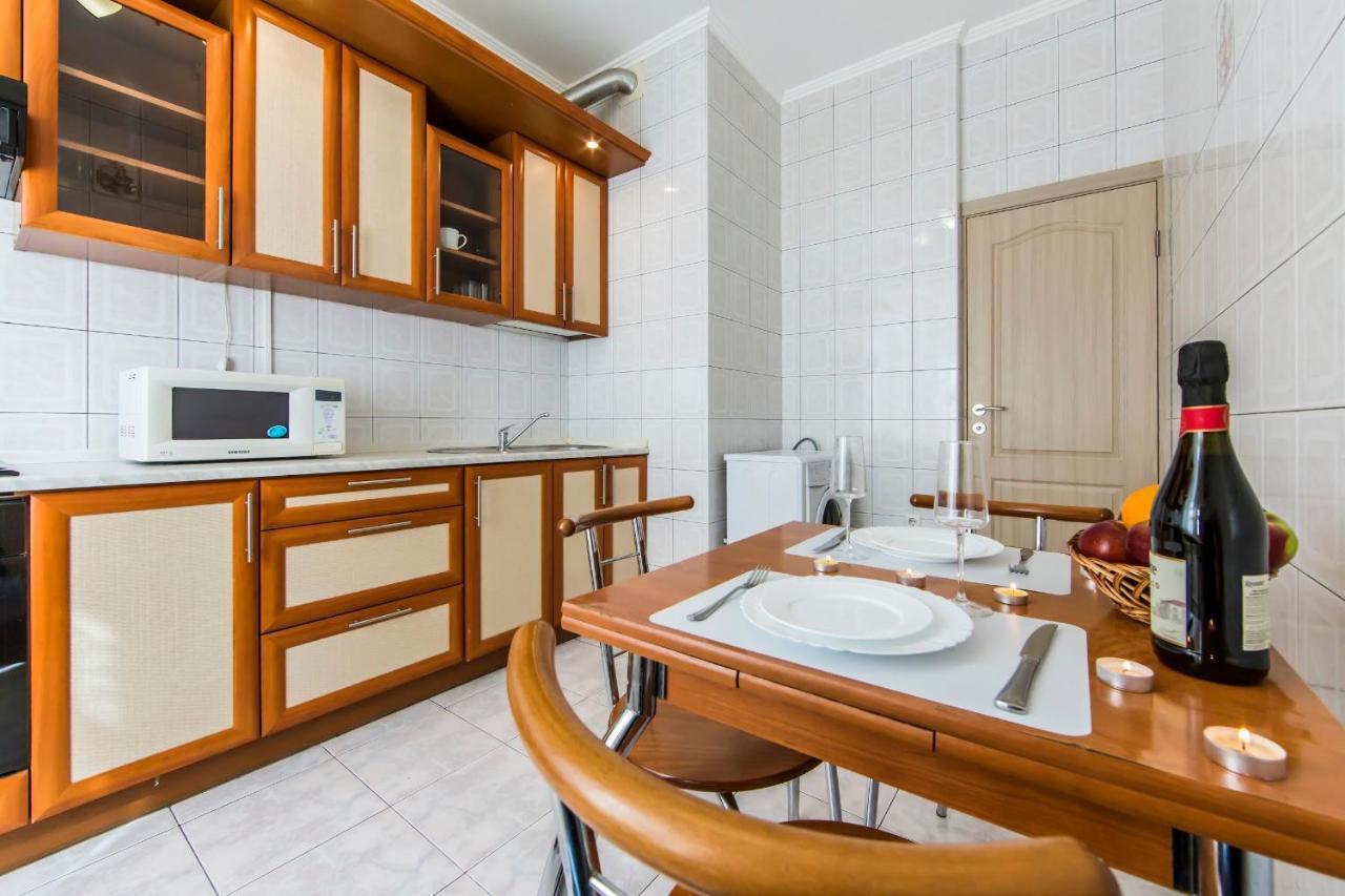 Комфорт- Апартаменти Біля Хрещатика Kiew Exterior foto